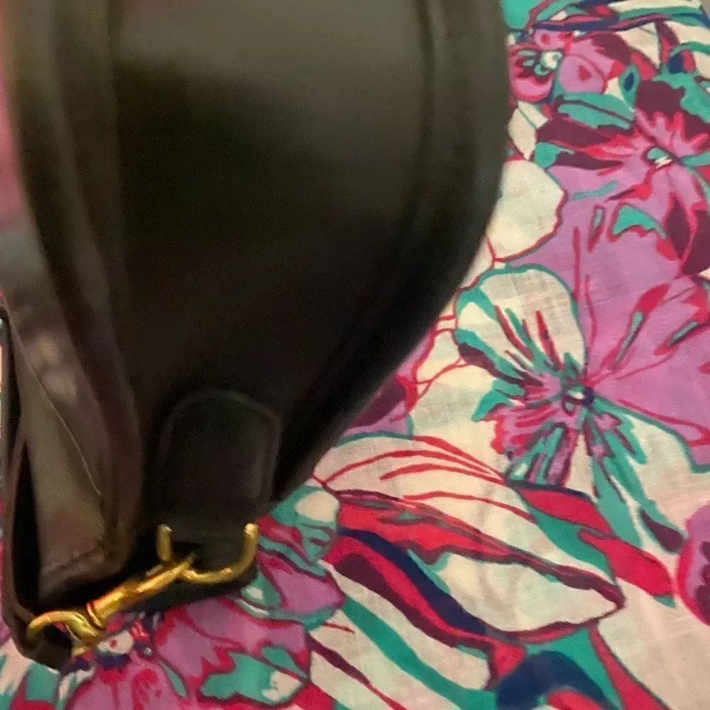 Coach 9755 Vintage 1980’s Black Leather crossbody bag